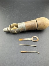 Vintage C.A. MYERS CO Arlington HTS, ILL USA "The AWL For All" Sewing Needle 📦