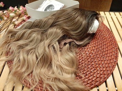 Maforsoon Short Wavy 14'' Bob Wig , Lace Front Middle Part DM376-R4 / 10BT24