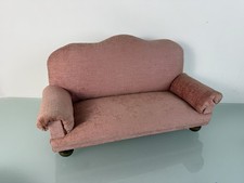 Puppensofa 28 x 48 x 19,5 cm. Top Zustand - Siehe Fotos  
