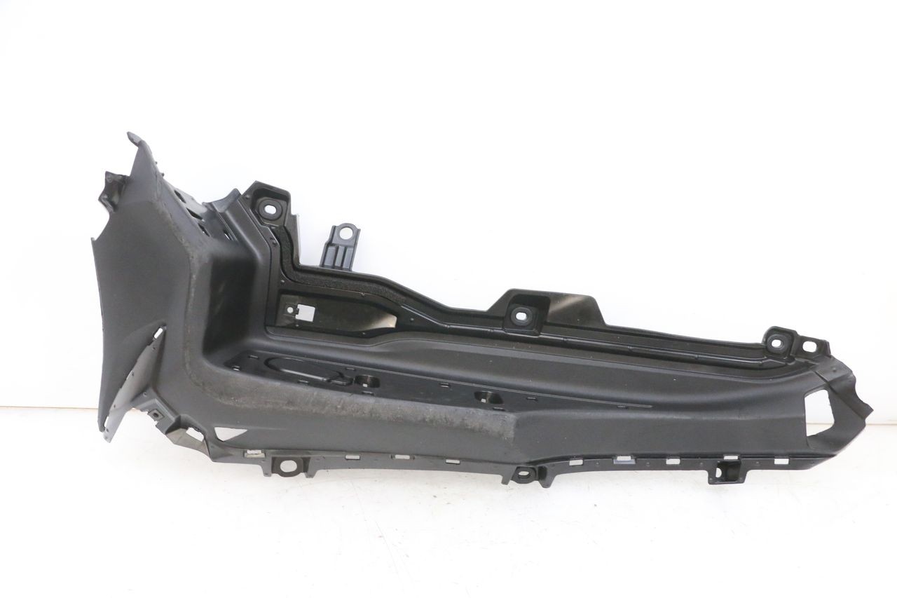TRITTBRETT VERKLEIDUNG LINKS - YAMAHA TRICITY 300 (2020 - 2024)