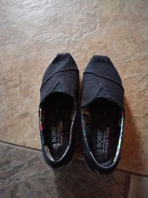Women's Bobs Black Slip On Shoes with memory foam insole Size 8.5