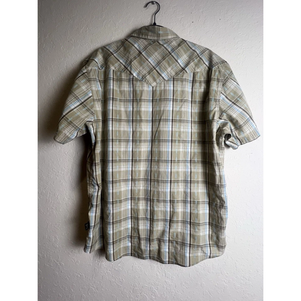 Howler Bros. Shirt Western Pearl Snaps Plaid Short Sleeve Large Front Pocket - Image 4 of 4
