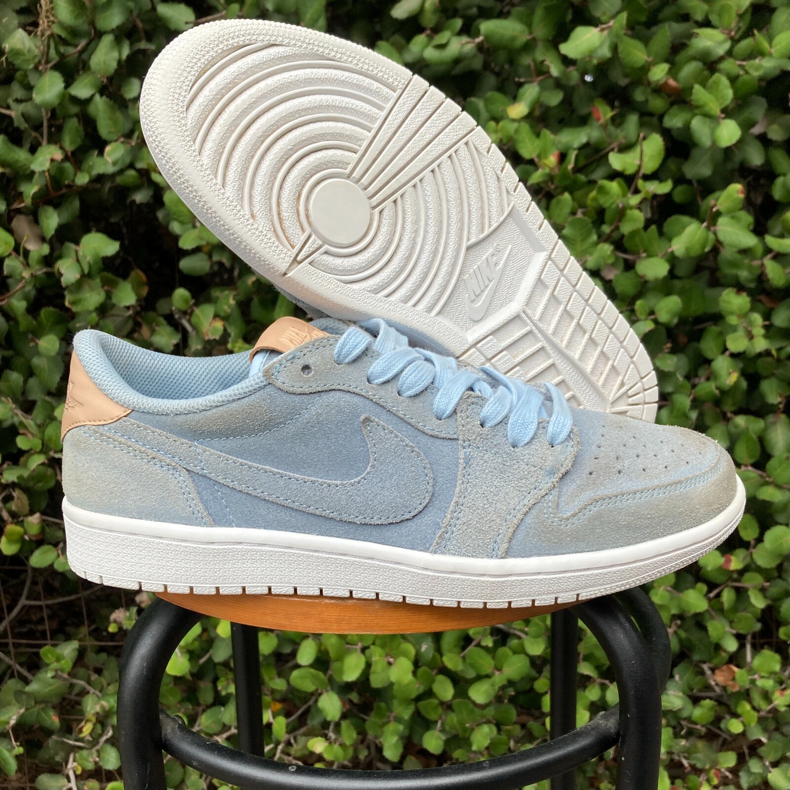 air jordan 1 retro low og premium