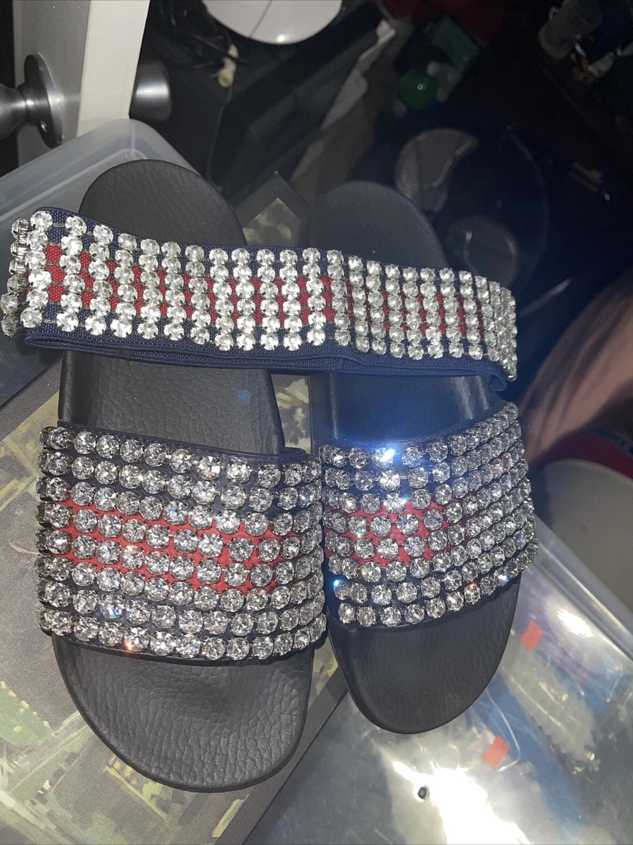 Matching sales gucci slides