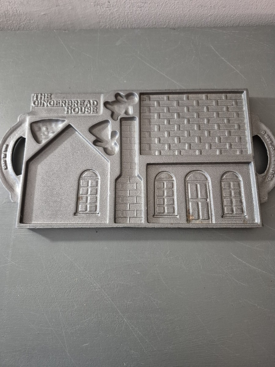 John Wright 1985 Cast Iron Gingerbread Man House Mold Pan Double Sided