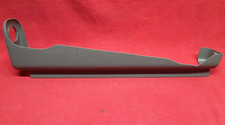 2005 2006 2007 Jeep Grand Cherokee / Commander RIGHT FRONT Seat Track Cover Trim