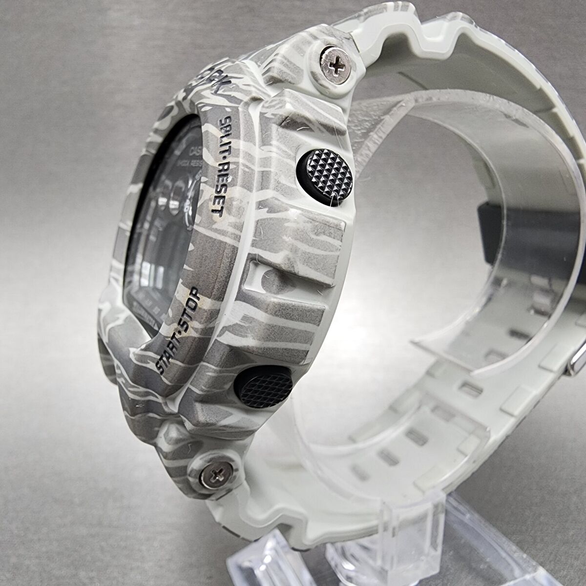 Casio G-Shock GD-X6900TC Watch Men 54mm Digital Gray Camo Casio G-Shock GD-X6900TC Watch Men 54mm Digital Gray Camo