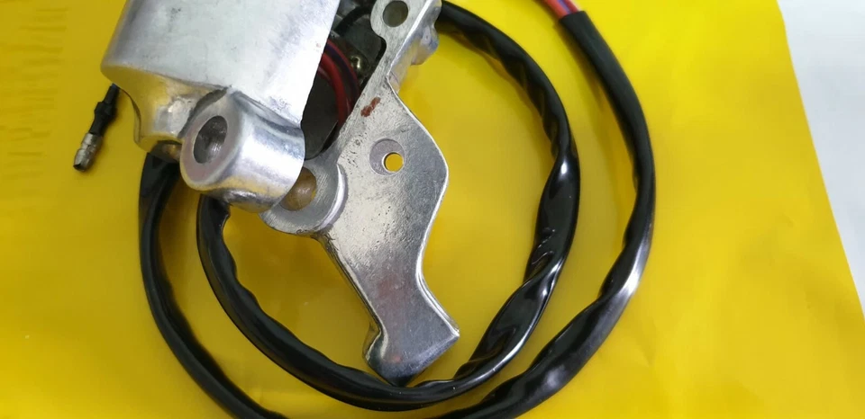 MANIJA INTERRUPTOR LH Kawasaki A1 A7 GA1 GA2 G3SS G7 C2SS MT1 W1 W2 Foto 3 de 4