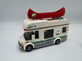 LEGO City 60057 30002 40175 x2 Camper Van Police Boat Storyboard-  100% Complete