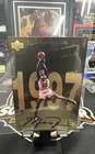 1998 Facsimile autograph Michael Jordan. Upper Deck Gold Foil Jumbo Card 12/12