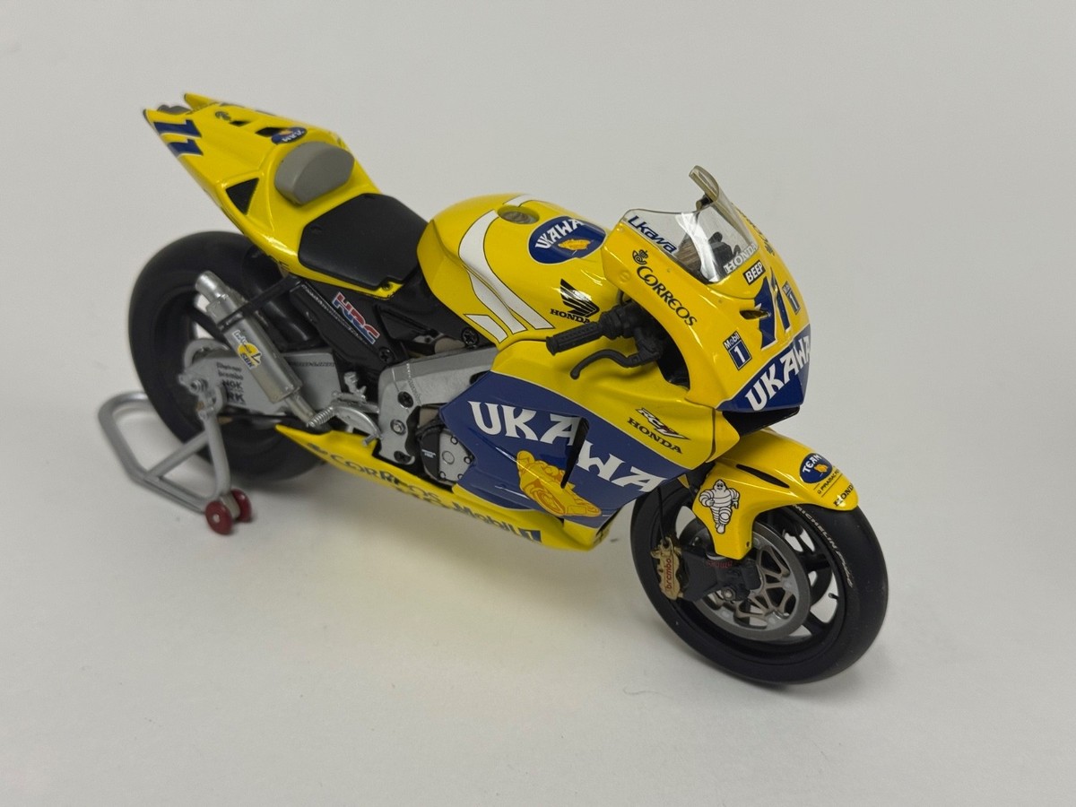1/12 Minichamps Honda RC211V from 2003 Moto GP Tohru Ukawa 122