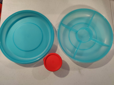 NEW Tupperware Small Serving Center Set Divided Dish Tray with Dip Cup Blue