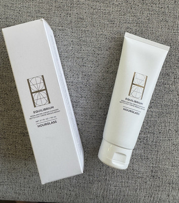 Hourglass Equilibrium Rebalancing Cream Cleanser. 3.7FlOz