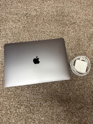 Apple MacBook Air 13.3 in 2020 Space Gray/Intel Core i3 10th Gen. 1.10 GHz, 128