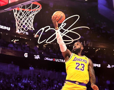 LeBron James Signed 8x10