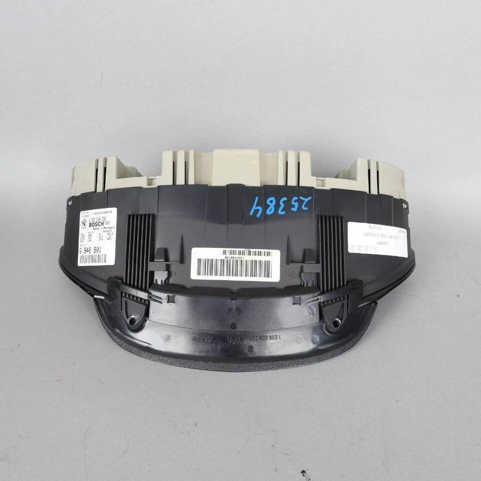 2002-2006 BMW 325i Speedometer Instrument Cluster 62116940901 OEM Used - Image 2 of 4