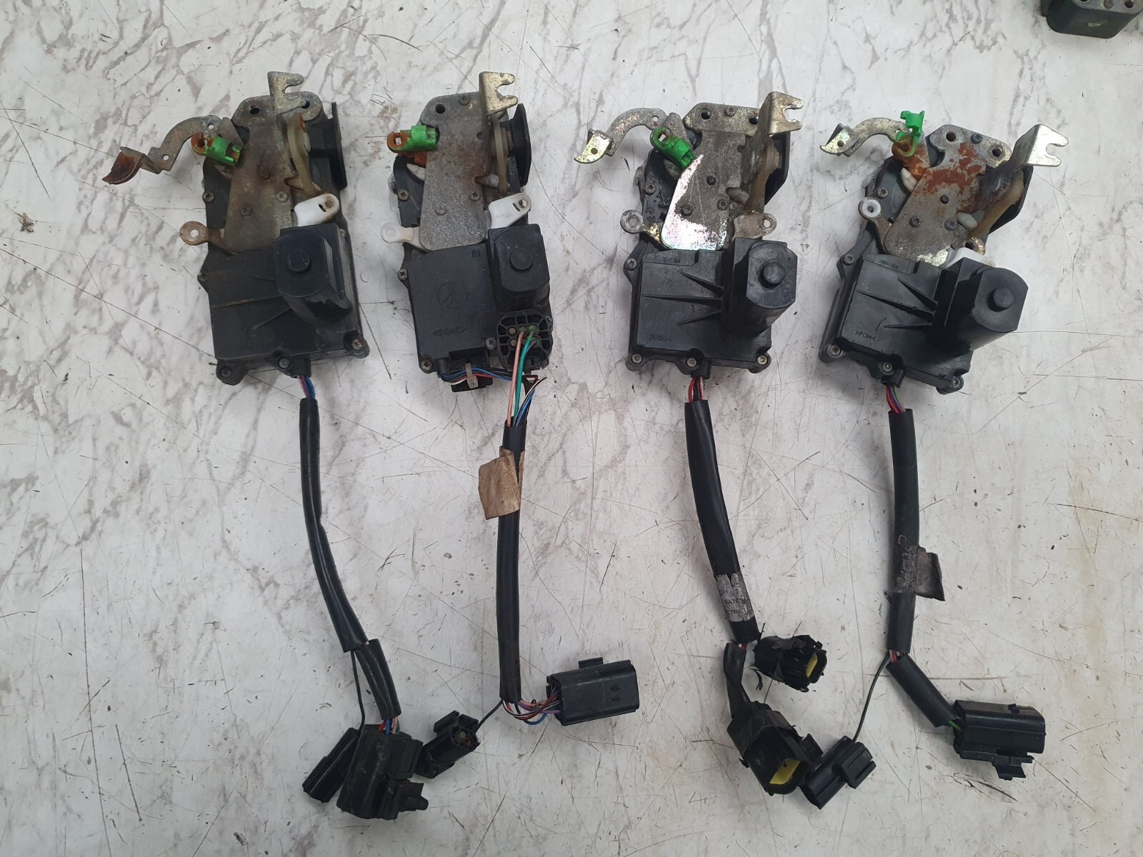 Range rover p38 door lock front os 9699 eBay