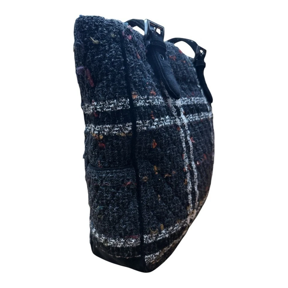 Bolso de Mano Vera Bradley Texturizado Blanco y Negro Foto 2 de 4