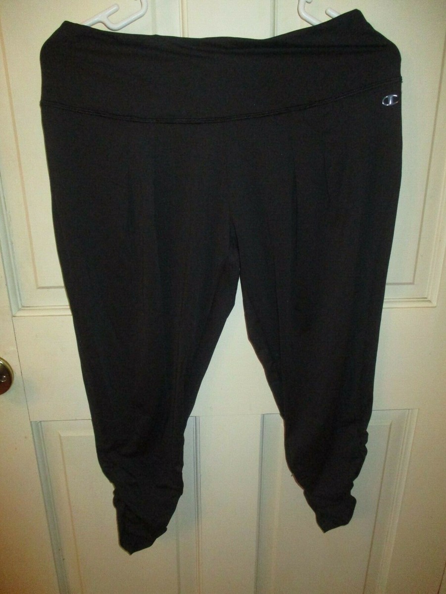 038X02 Champion M8315T Capri Length Pants Duo Dry Tight Stretch