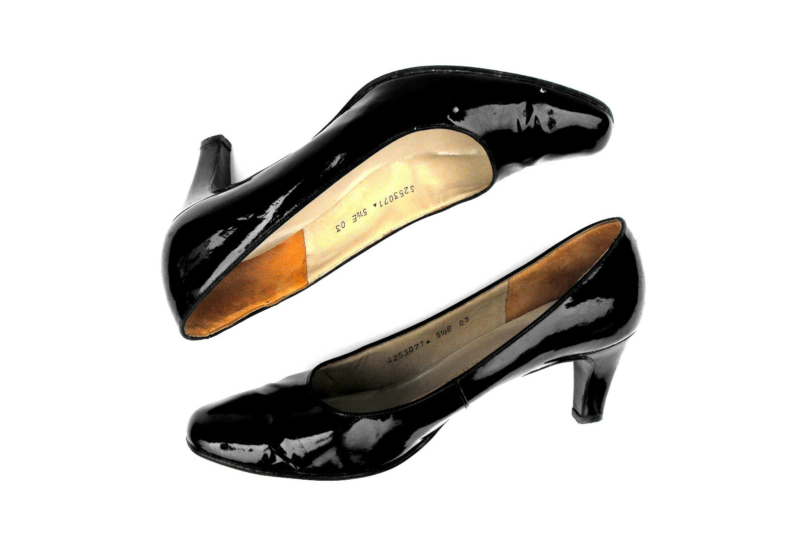 1950s Shiny Black Pumps Retro Salamander Patent Leath… Gem