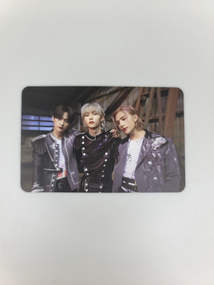 Stray Kids リノ Leenkow サイン入りIN LIFE ヒョンジン Stray Kids In Life 1st Album Official Photocard Unit Felix