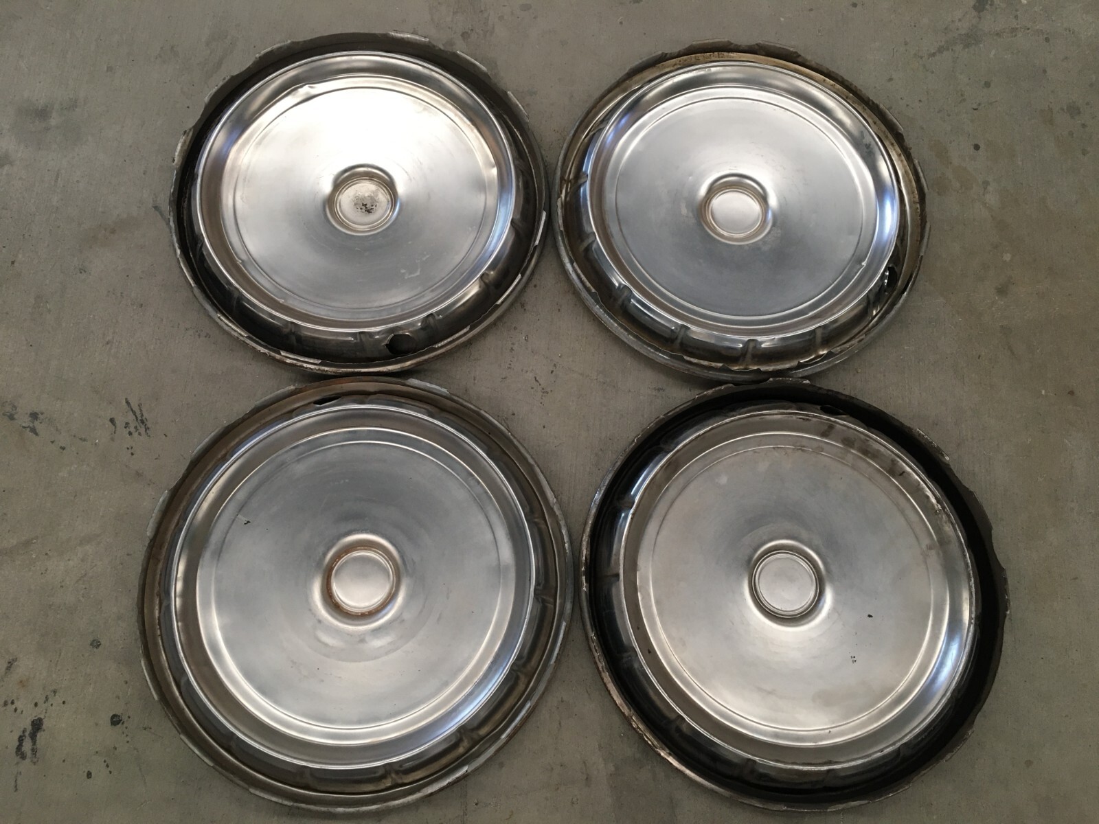 HUB CAPS HUBCAPS SET 4PCS 14" FORD FALCON XA XB XC SECONDHAND GENUINE eBay
