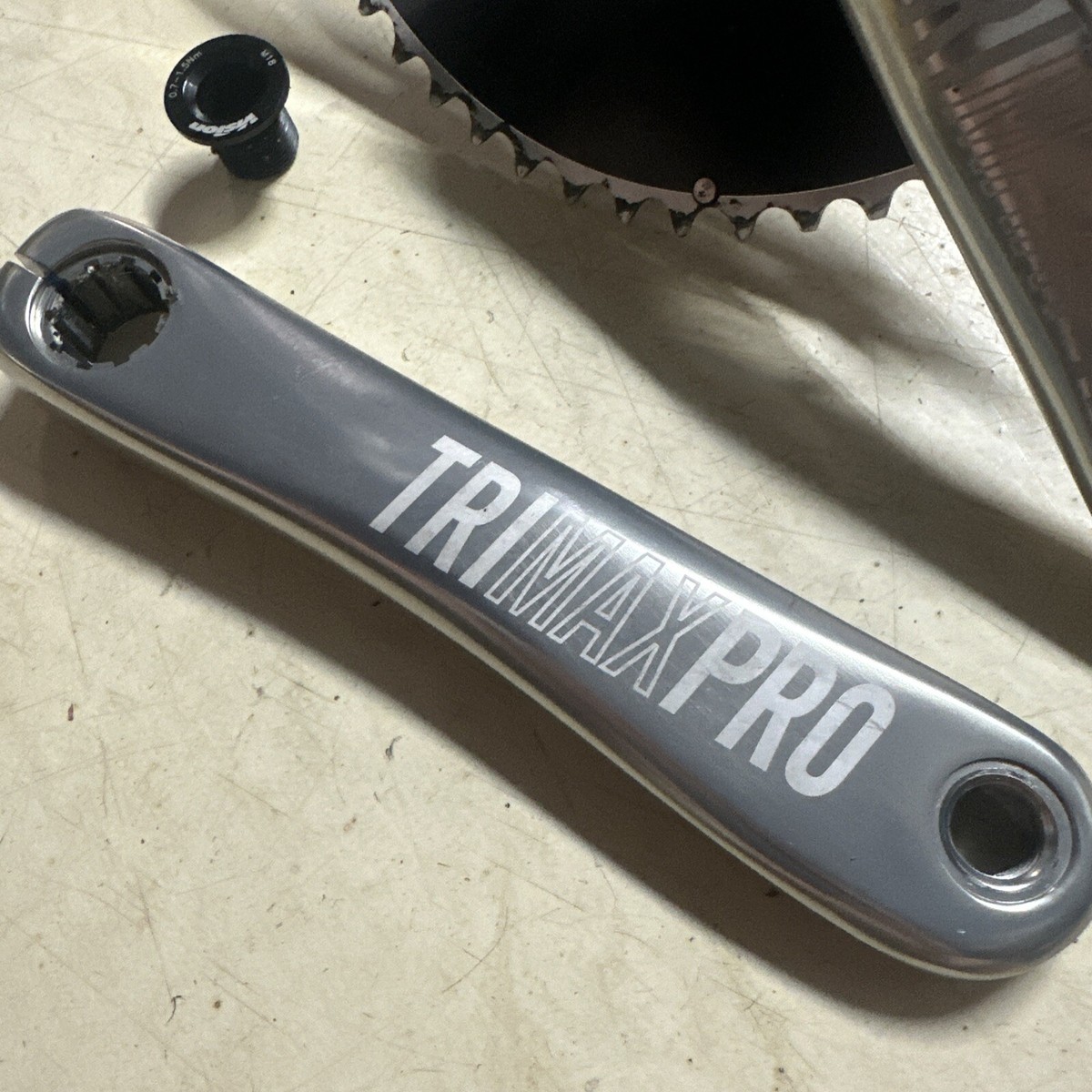 Vision Trimax Crankset 52 / 38 Tooth 24mm Spindle 175 mm Vision Trimax Crankset 52 / 38 Tooth 24mm Spindle 175 mm