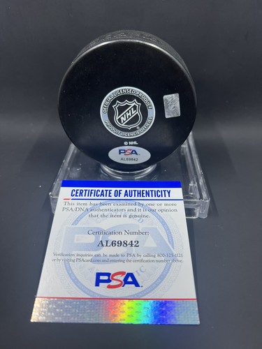 Jonathan Huberdeau Signed Calgary Flames Hockey Puck PSA/DNA - Picture 2 of 2