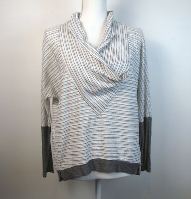 Akemi + Kin Women's Size Small White & Grey Striped Shawl Collar Batwing Top