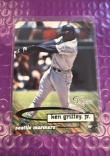 1998 Skybox Dugout Axcess - Ken Griffey Jr #80 Seattle Mariners