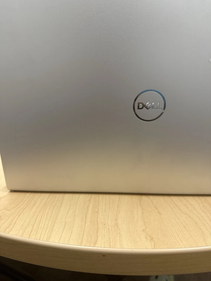 Laptop Dell Inspiron 15.6" (512GB SSD, Intel Core i7-1355U, 5.00GHz, 16GB RAM)  Foto 3 de 3