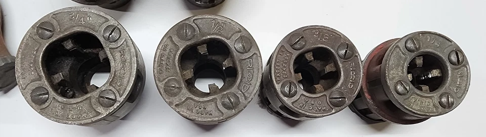 RIDGID AND TOLEDO PIPE RATCHETS AND DIES (15 Pieces) - Image 2 of 4