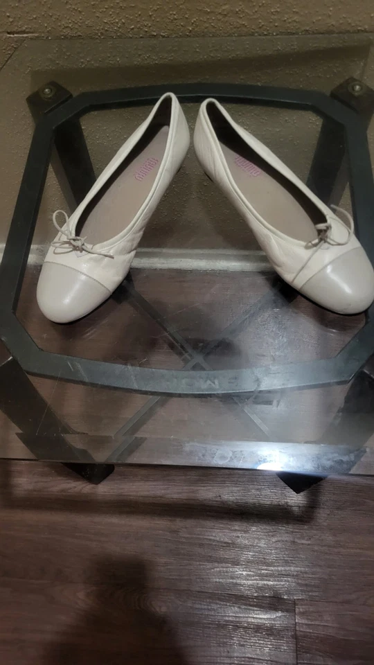 Munro 女式米色皮革平底鞋,尺寸 10.5M,Cond.is V.Gd — 第 3/4 张图片