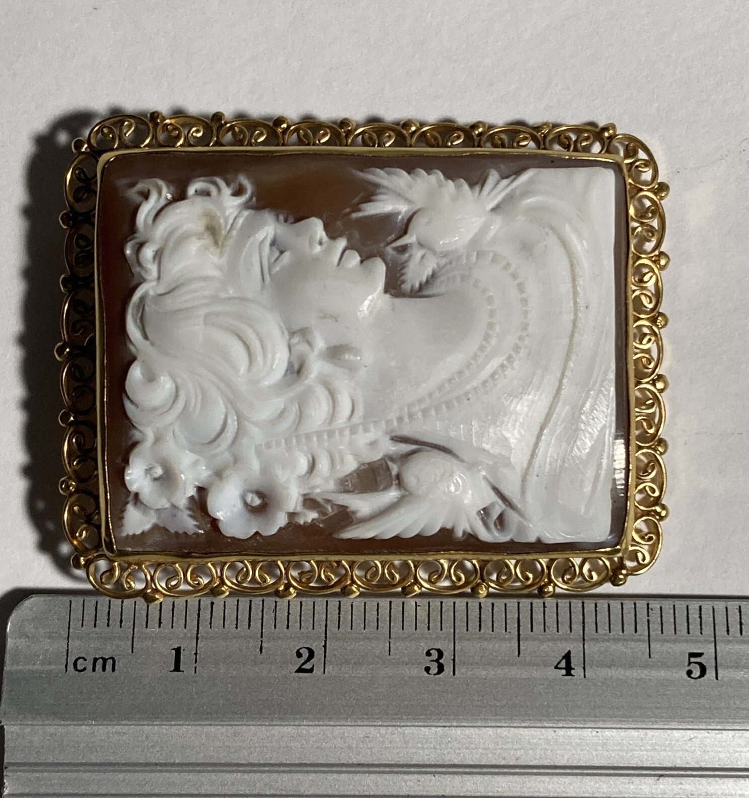 14K Yellow Gold Rectangular Shaped Shell Cameo Pe… - image 8