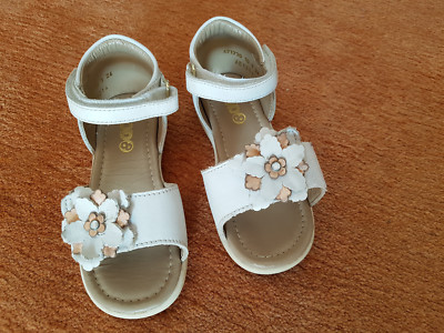 Mod8 Offene Sandalen für Mädchen Gr. 24