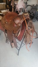 Pleasure/Trail Western Saddle w/ Tack