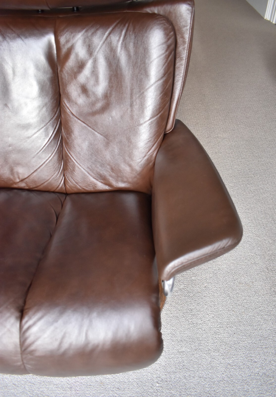 Ekornes Stressless Magic Signature Medium Size Leather Recliner Chair