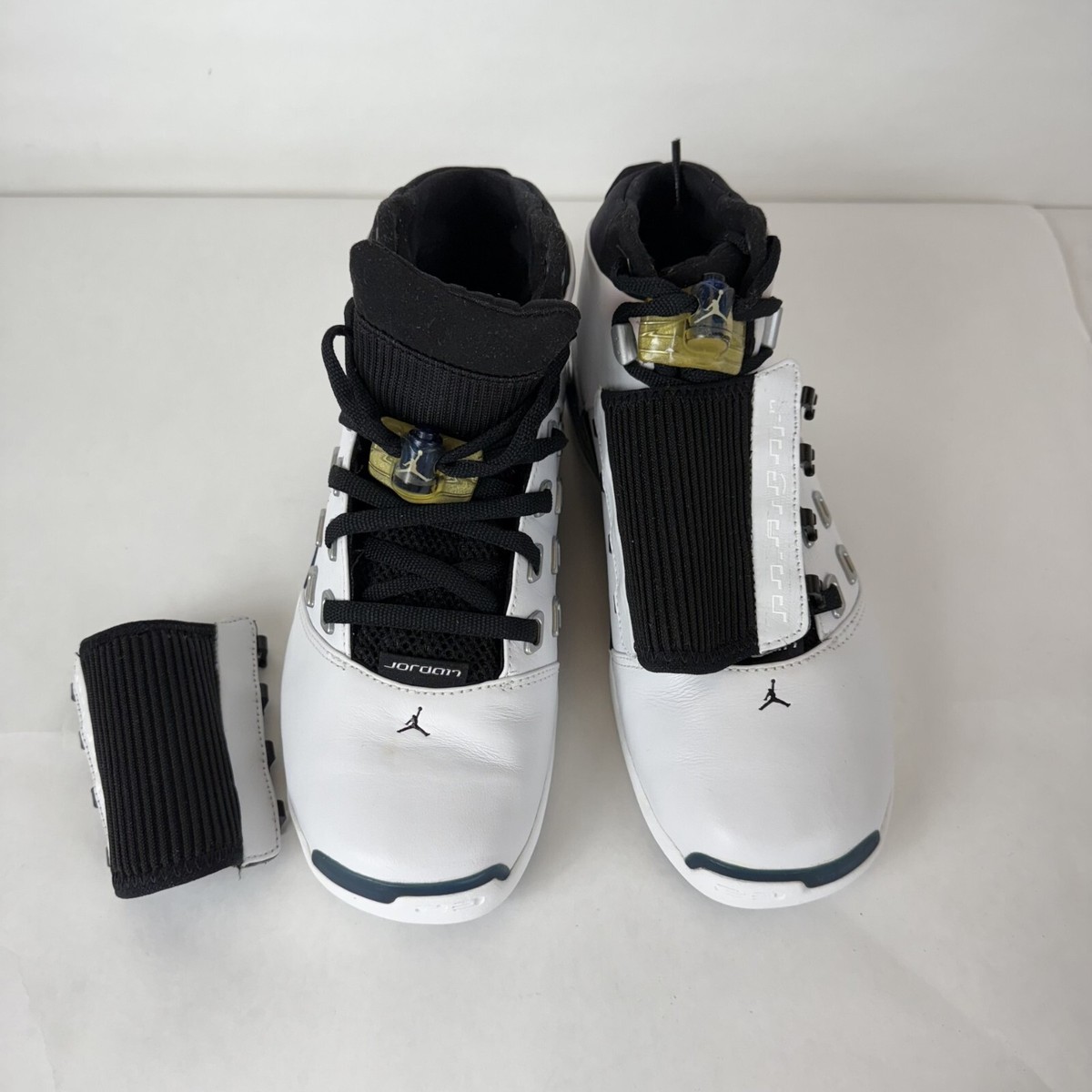 Sz 9.5 Air Jordan 17 XVII OG College Blue Wizards Home 2002 w/Case
