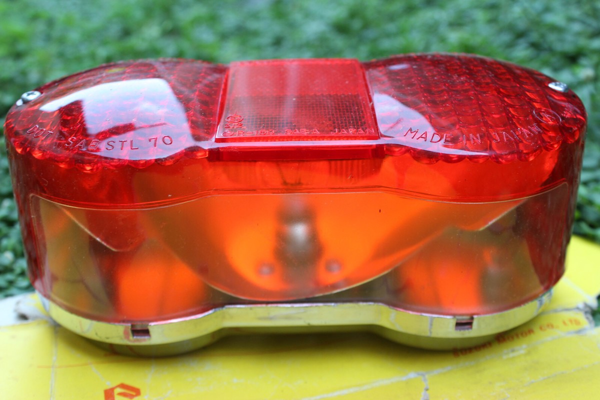 GT380 テール ランプ 赤 /GT550 GT750 gt380用 テールガード