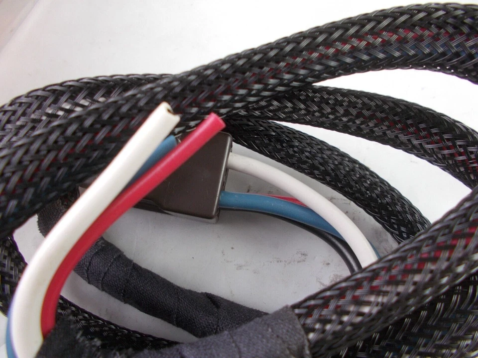 Arnés de control de frenos de remolque - Arnés de instalación rápida Hopkins 47705 Foto 3 de 4