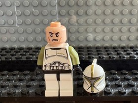 Lego SW Phase One Minifigure Clone Trooper Sergeant  - sw0438