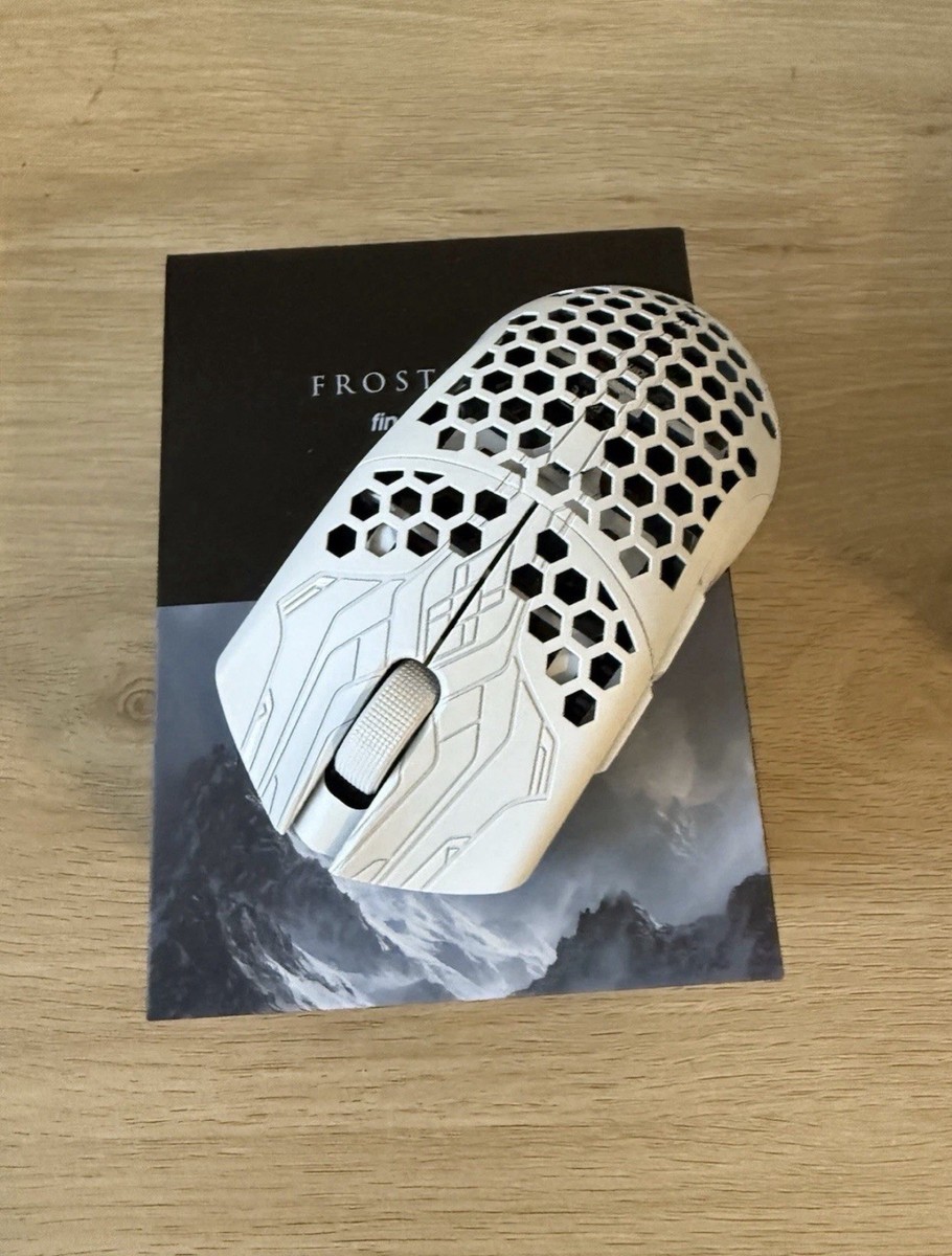 NEW FinalMouse ULX Frostlord Gaming Mouse Size Small - IN HAND