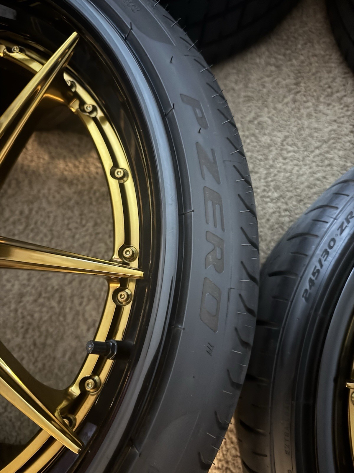 Forged KRNC 2 piece rims With P-zero tires FOR LAMBORGHINI HURACAN Or McLaren