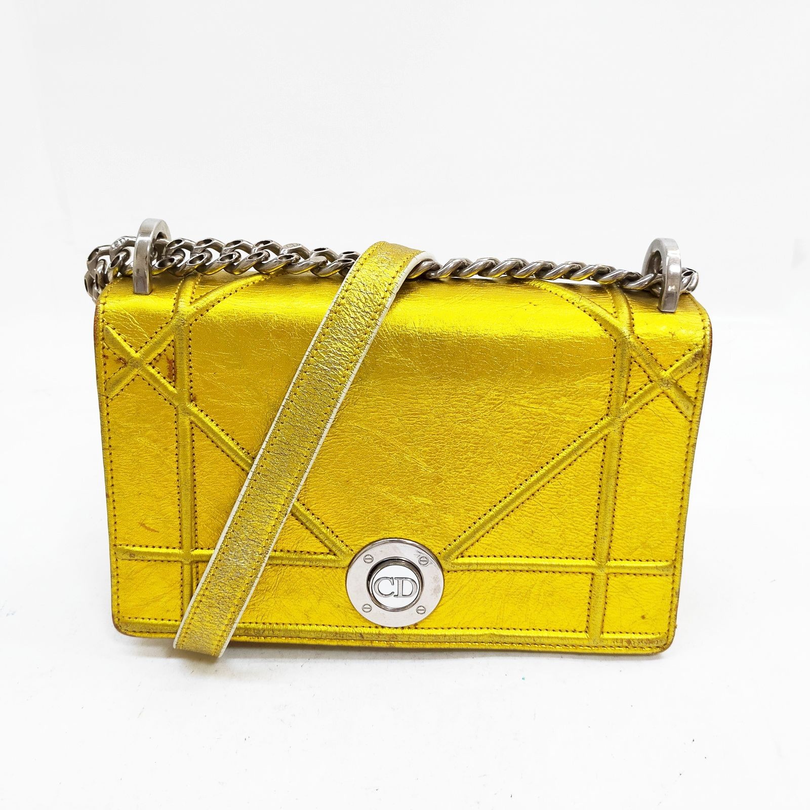 Christian Dior Gold Leather Shoulder Bag 3973827