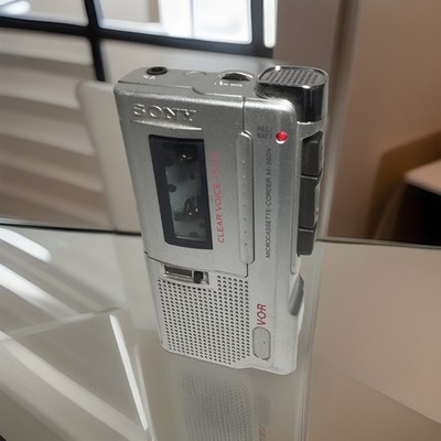 Sony M-560V Clear Voice Plus VOR Microcassette-corder Recorder Parts Repair LOOK