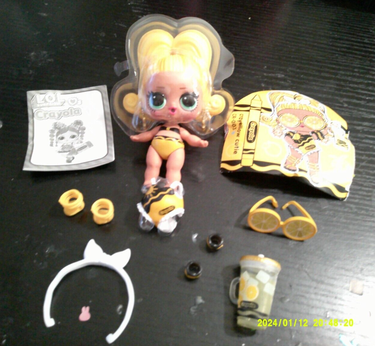 NEW LOL Surprise Loves CRAYOLA tots series CRAYELLOW CUTIE DOLL