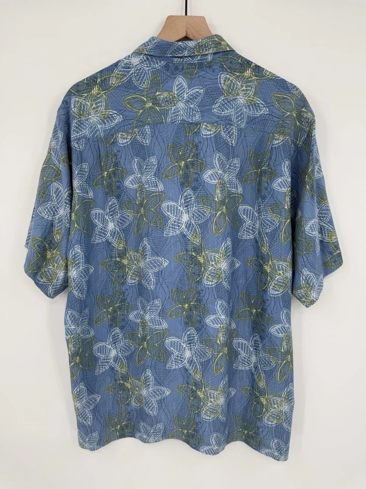 Tommy Bahama Shirt Men’s Large 100% Silk Button Up Floral Hawaiian Vacation Camp - Image 2 of 4