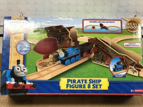 thomas the train pirate ship