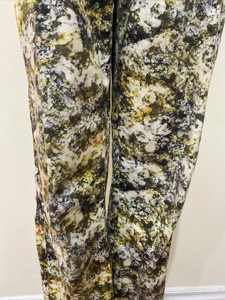 Pantalones florales Journal Standard L'essage talla 28 Foto 2 de 4