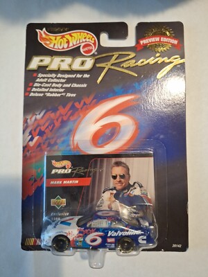 1998 VINTAGE Hot Wheels  Pro Racing 1:64 Diecast #6 Mark Martin Preview Edition